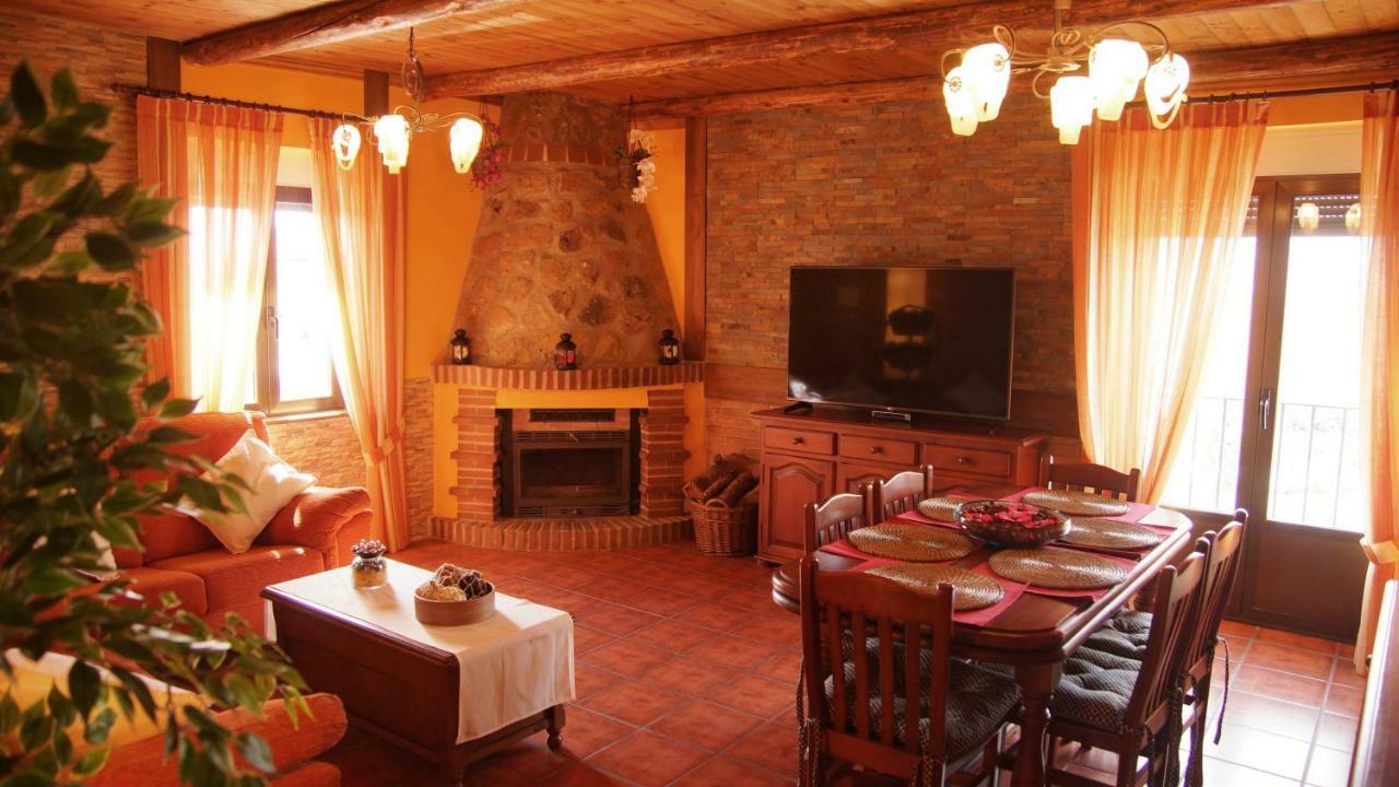 La Casa De La Abuela Mari Villa Trescasas Buitenkant foto