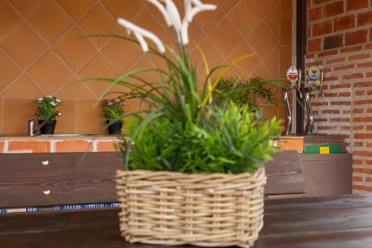 La Casa De La Abuela Mari Villa Trescasas Buitenkant foto